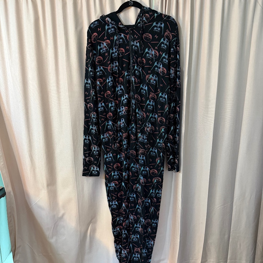 Unisex MeUndies Zip-Up Pajama – Star Wars Darth Vader Print